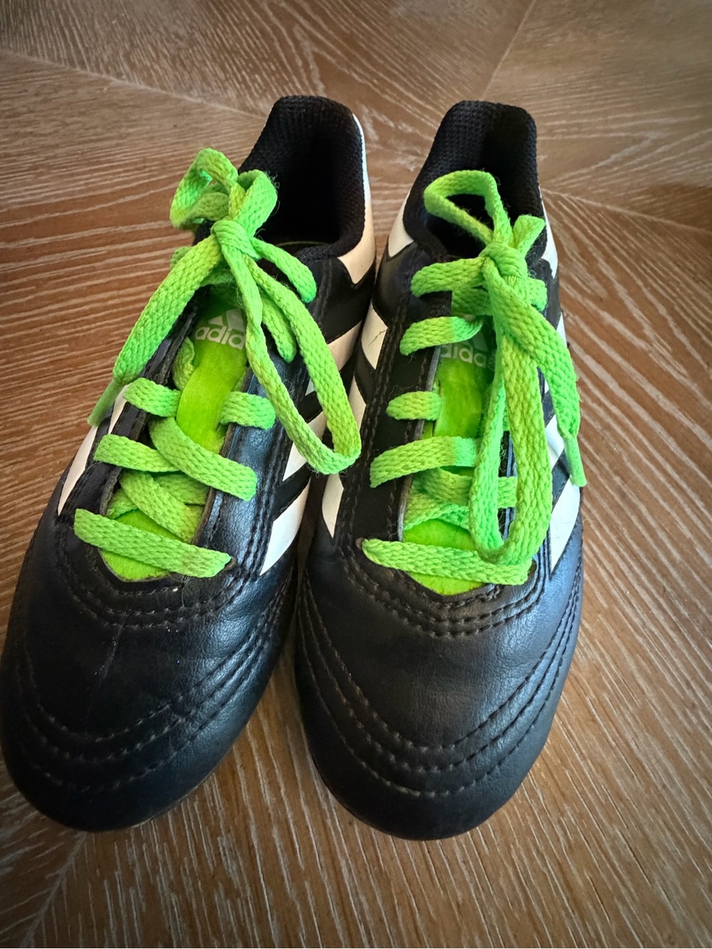 adidas Kids Black Sneakers with Neon Green Laces Size 11